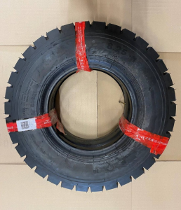 Шинокомплект 8.25-15 CHAOYANG (CL621) 14PR